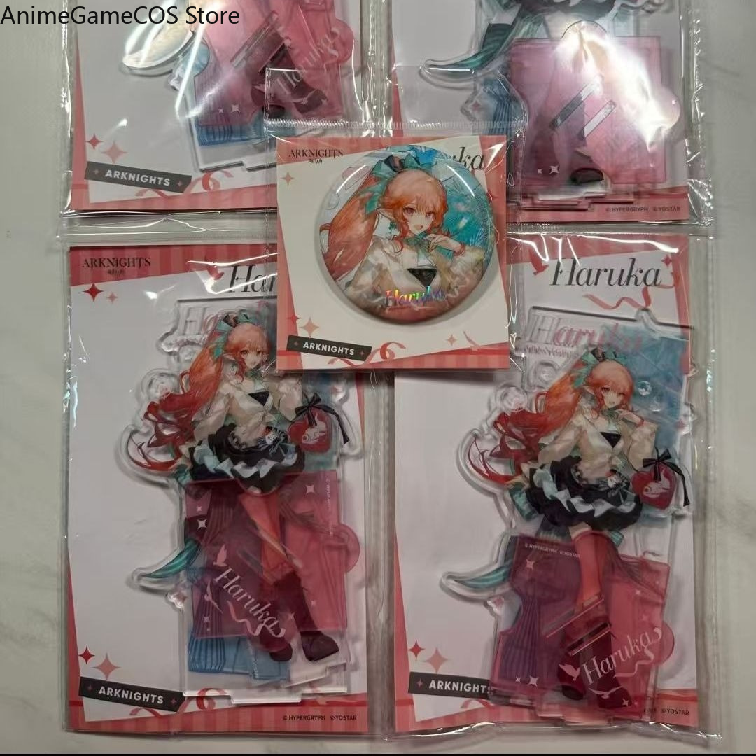 Figurine en acrylique de cospl - Pin Button Badge avis et prix