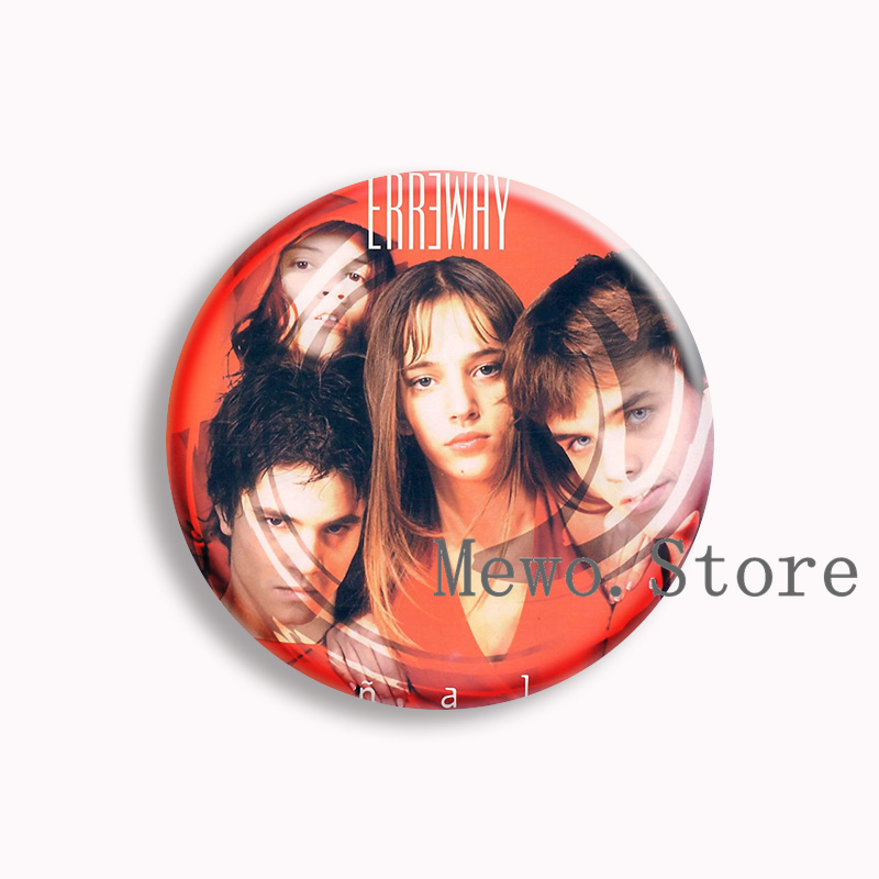 Film Rebelde Way bouton souple - Pin Button Badge avis et prix